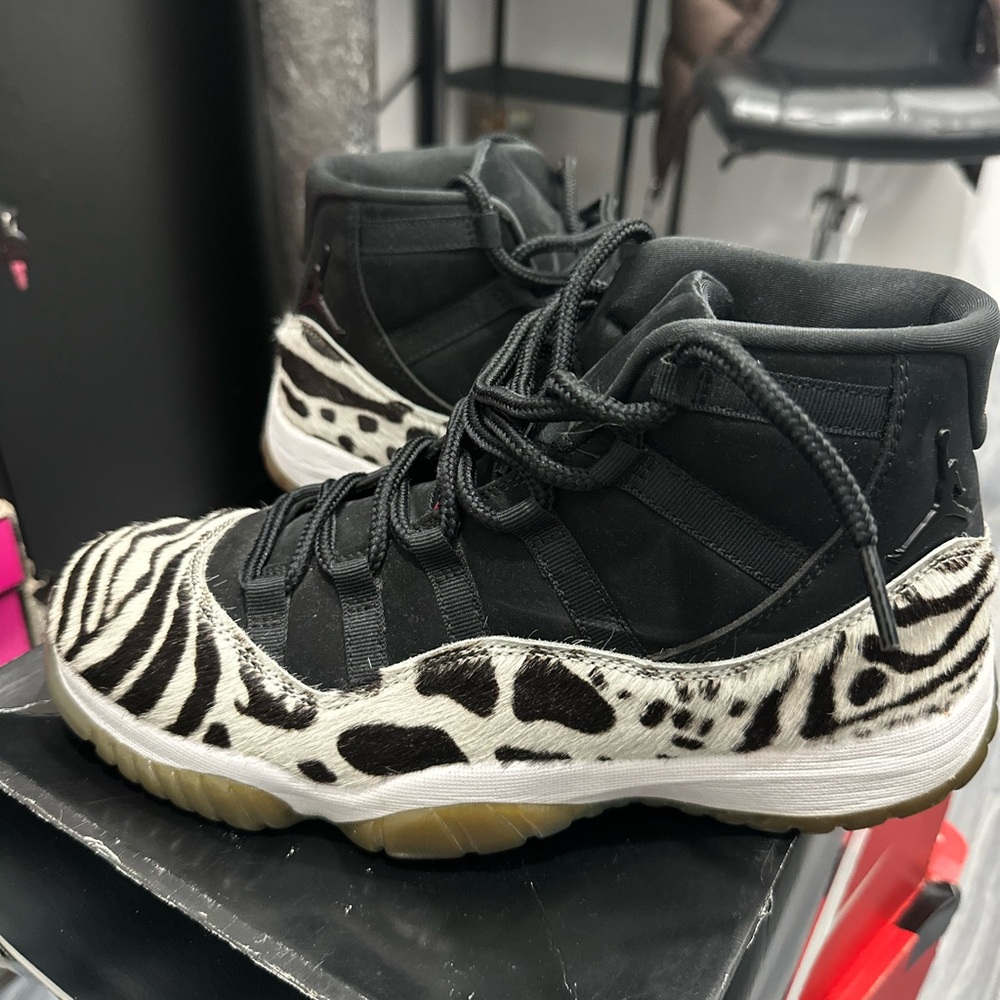 Jordan  11 Black and White Zebra